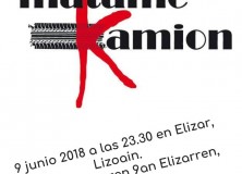 Lizoain-Arriasgoiti: Actuación del grupo: “Mátame kamión”/Lizoainibar-Arriasgoitin:”Mátame kamión” taldearen ekitaldia